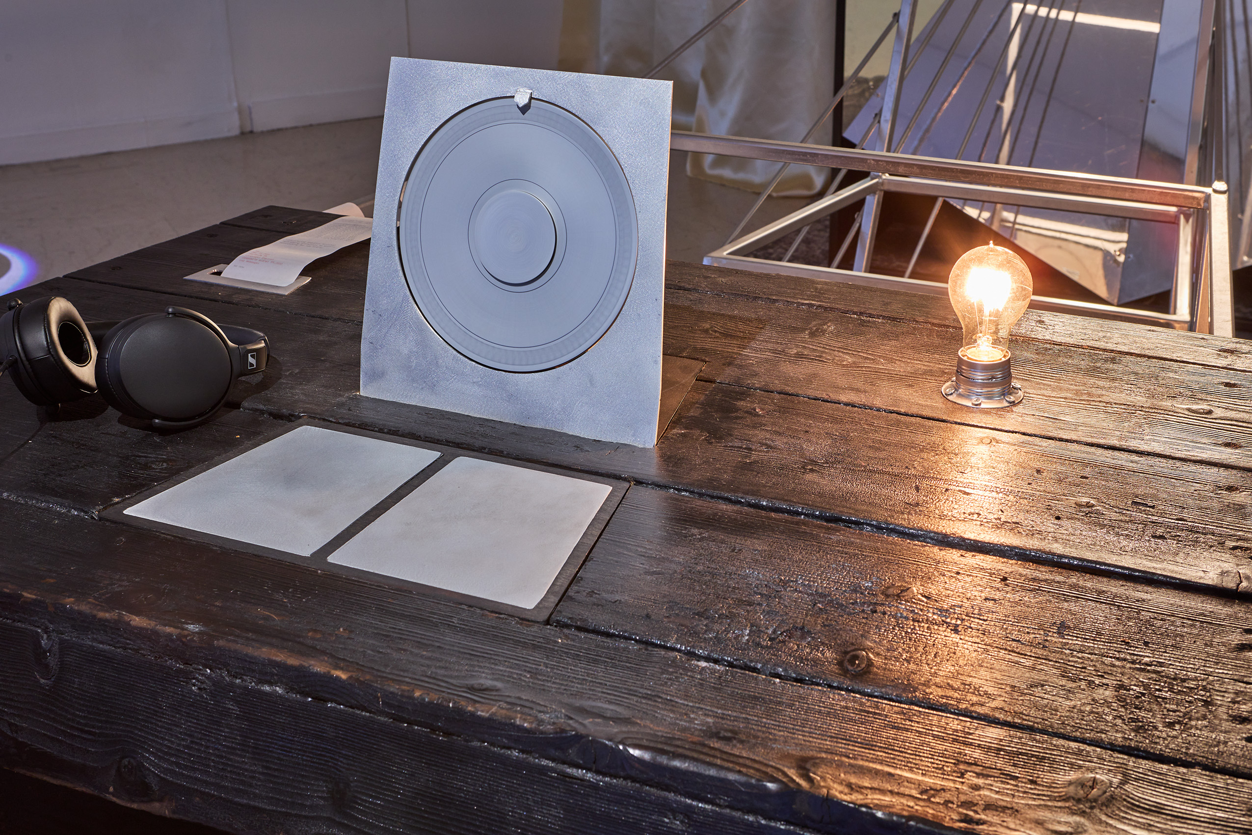 Véronique Beéland, Haunted Telegraph / Photo © Jean Christophe Lett