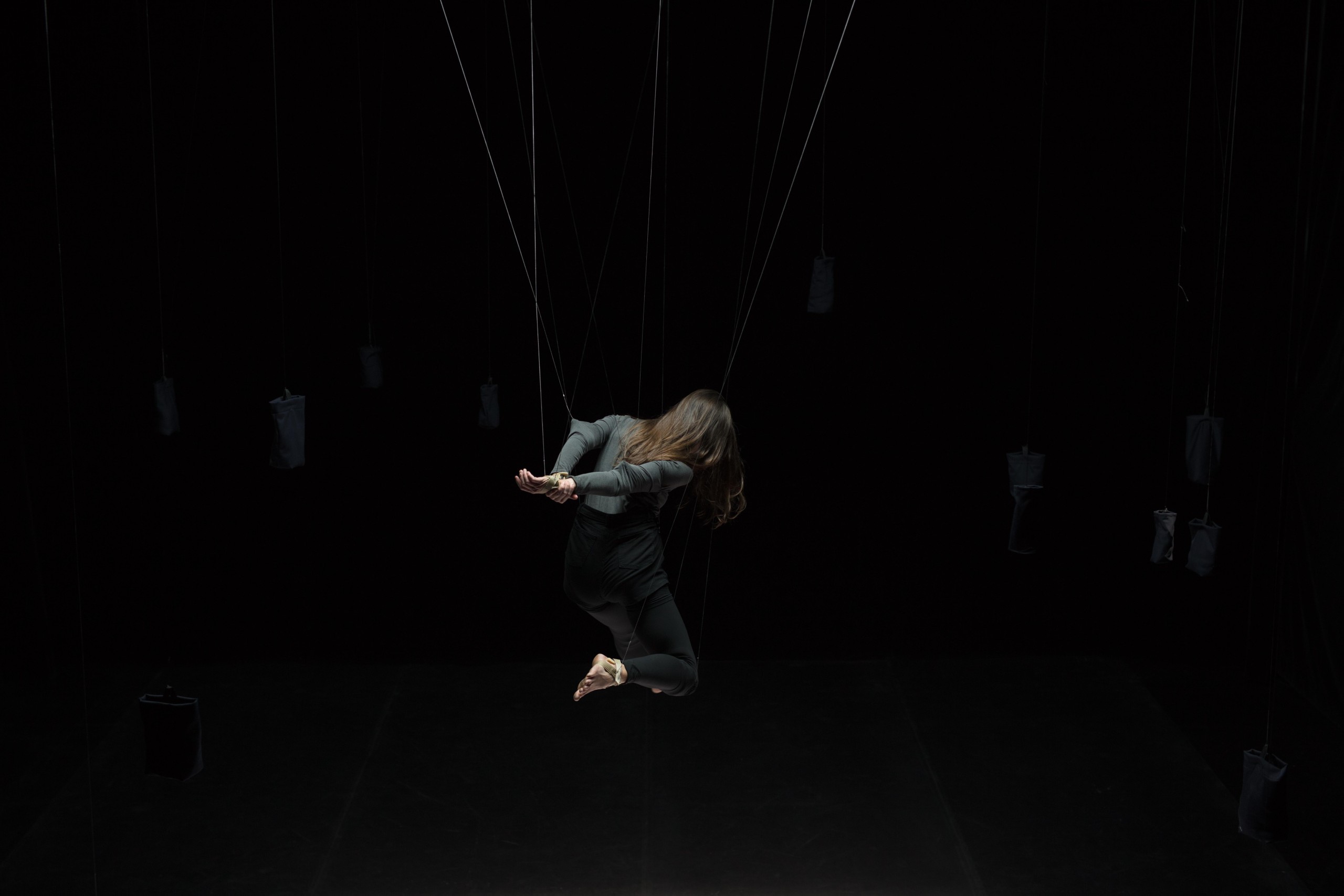 Dehors est blanc © Arnaud Gerniers