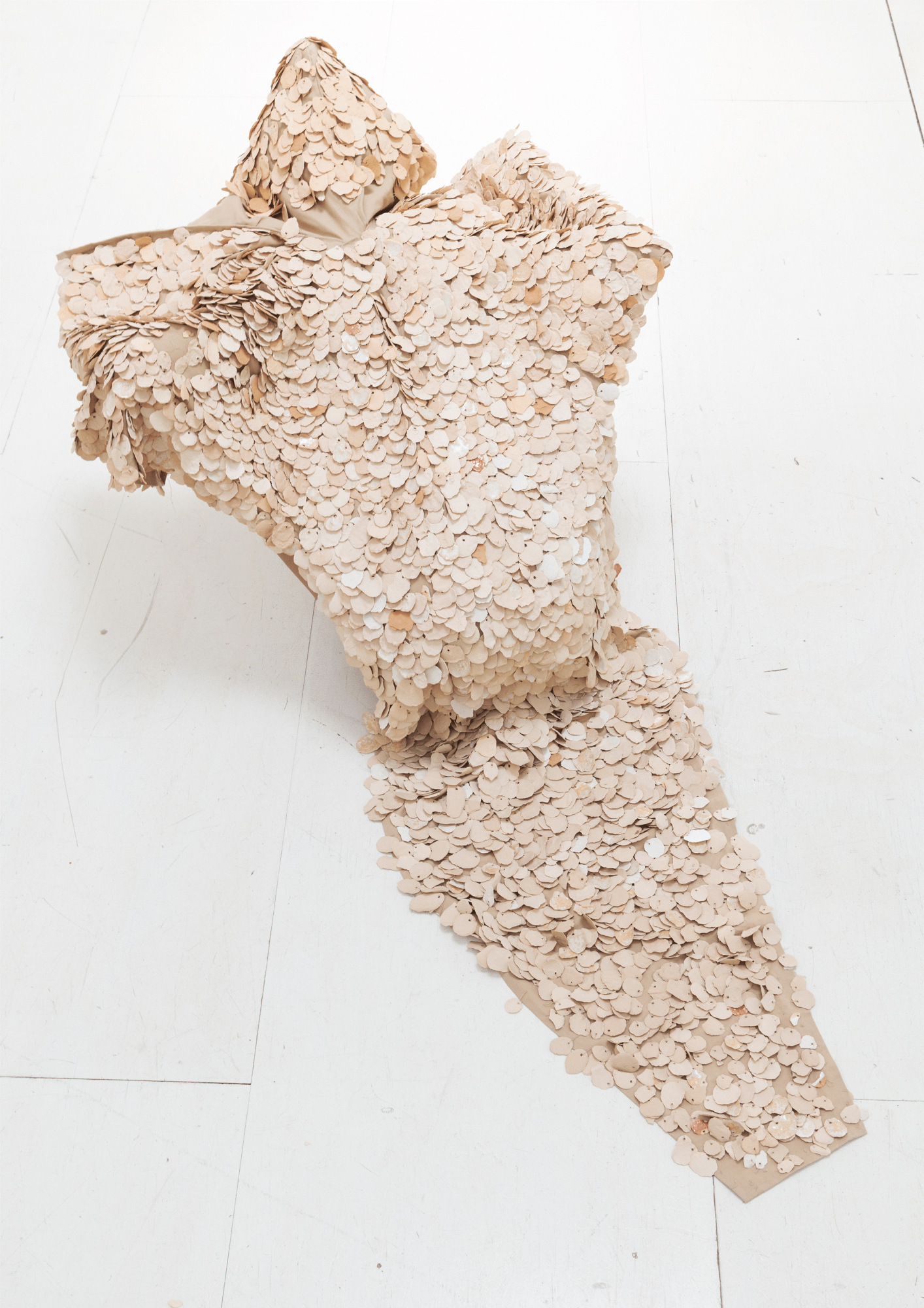 Luna Isola Bersanetti, modèle : Leah Crabé, photographe : Jorge Saiz