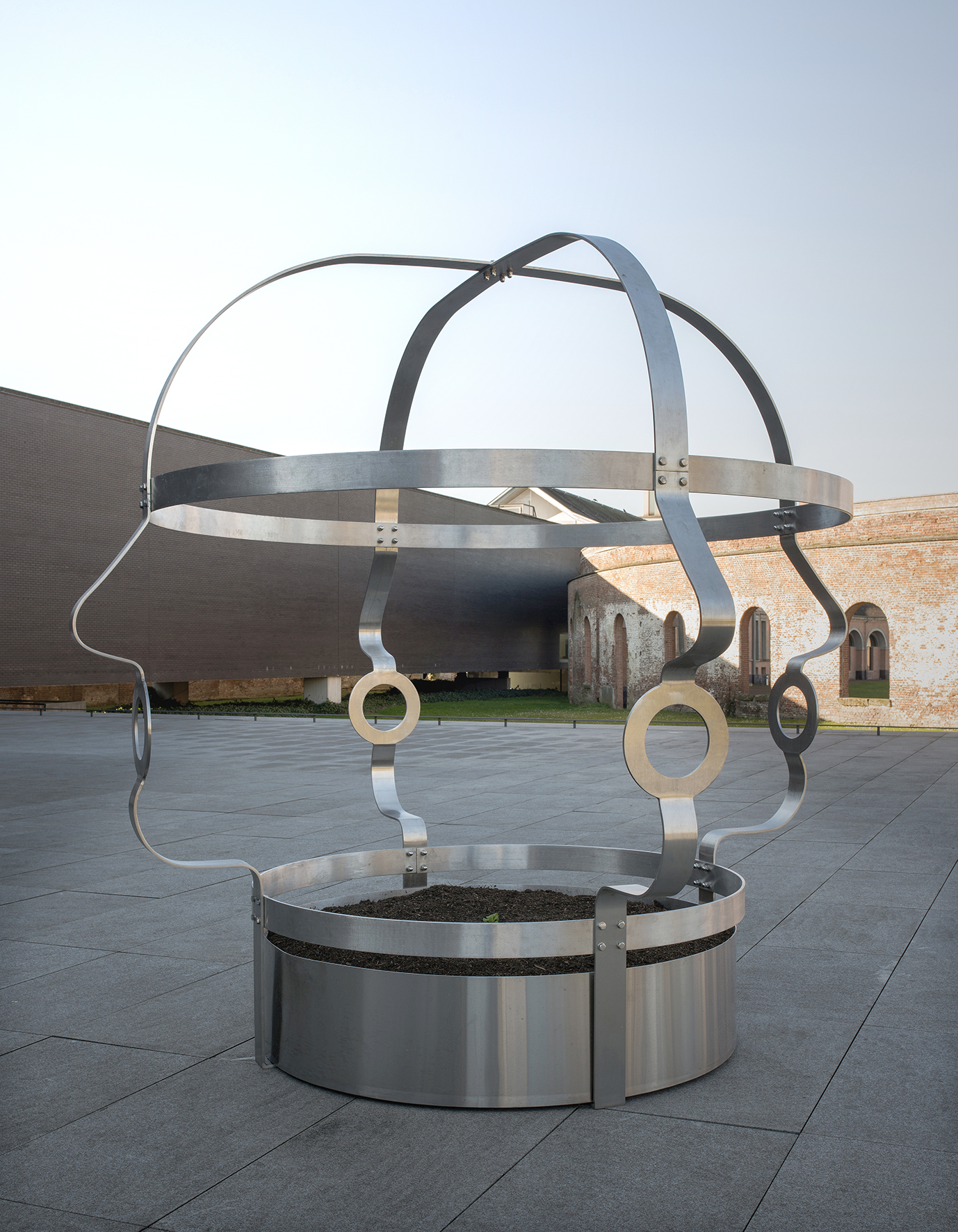 Aline BOUVY, Enclosure, 2021 © Isabelle Arthuis.