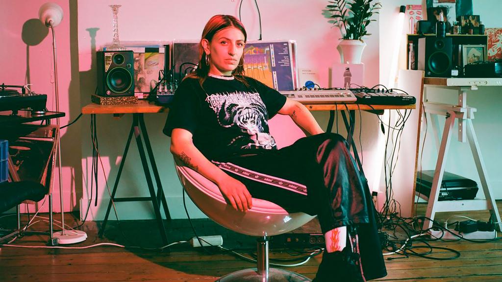 Under Arrest © Victor Pattyn