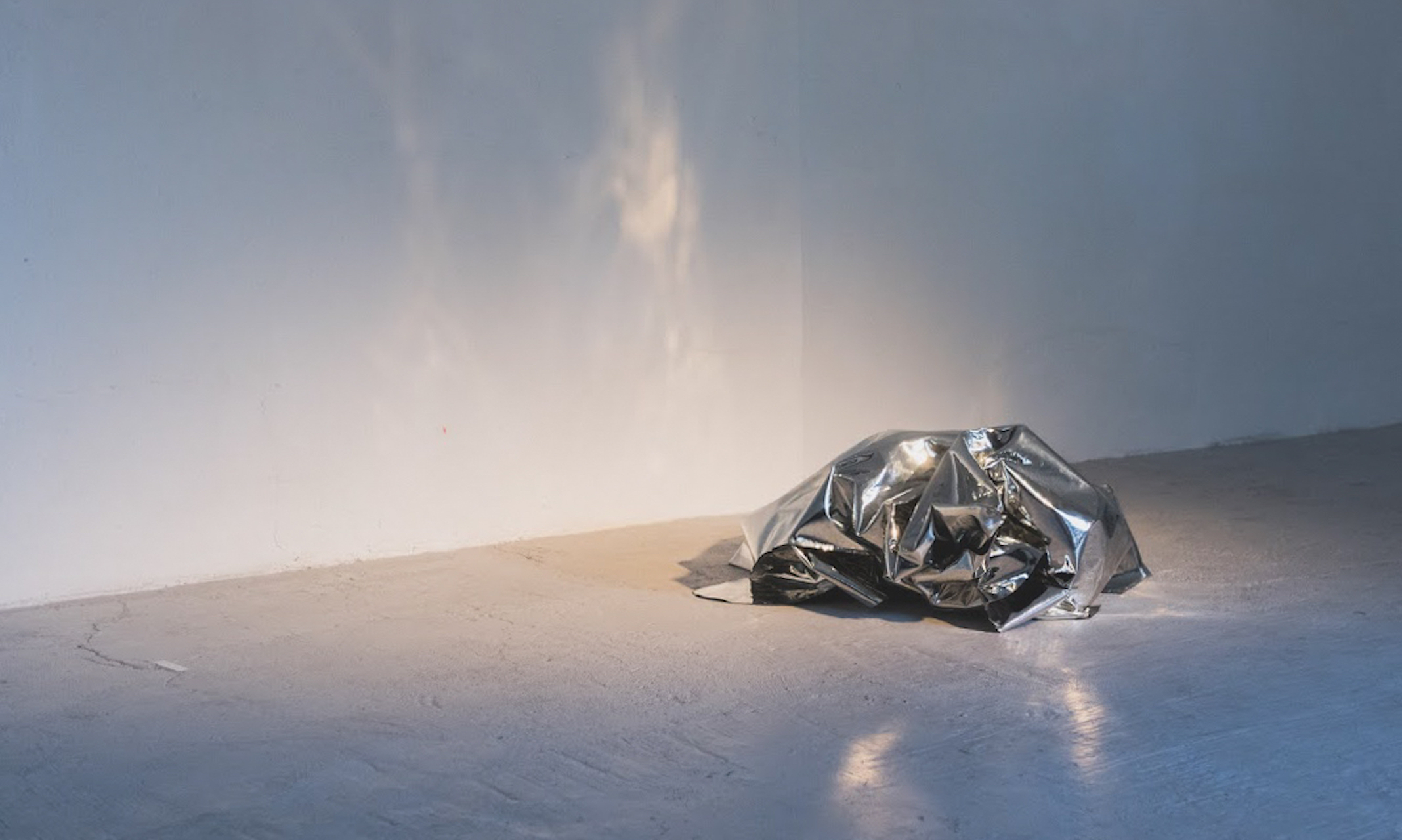 Jenny Abouav, Enveloppe, @Svetlana Lopato